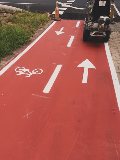 Pintura de carril bici